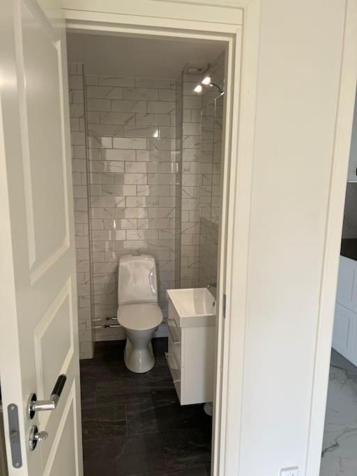 Haerligt Stort Boende I Perfekt Laege Borås Esterno foto