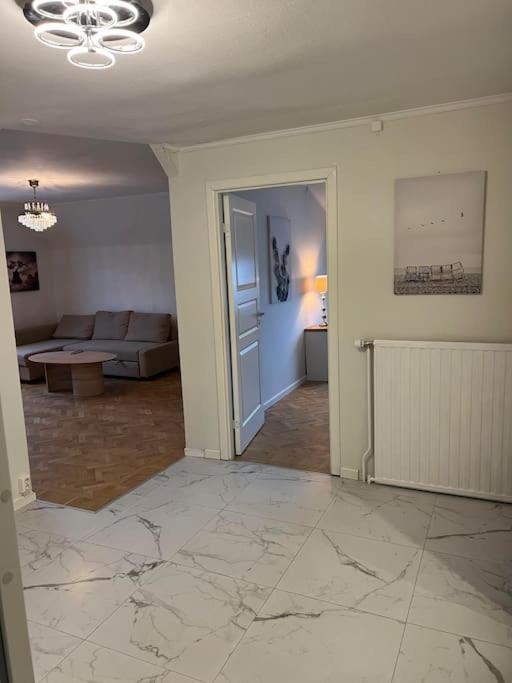 Haerligt Stort Boende I Perfekt Laege Borås Esterno foto
